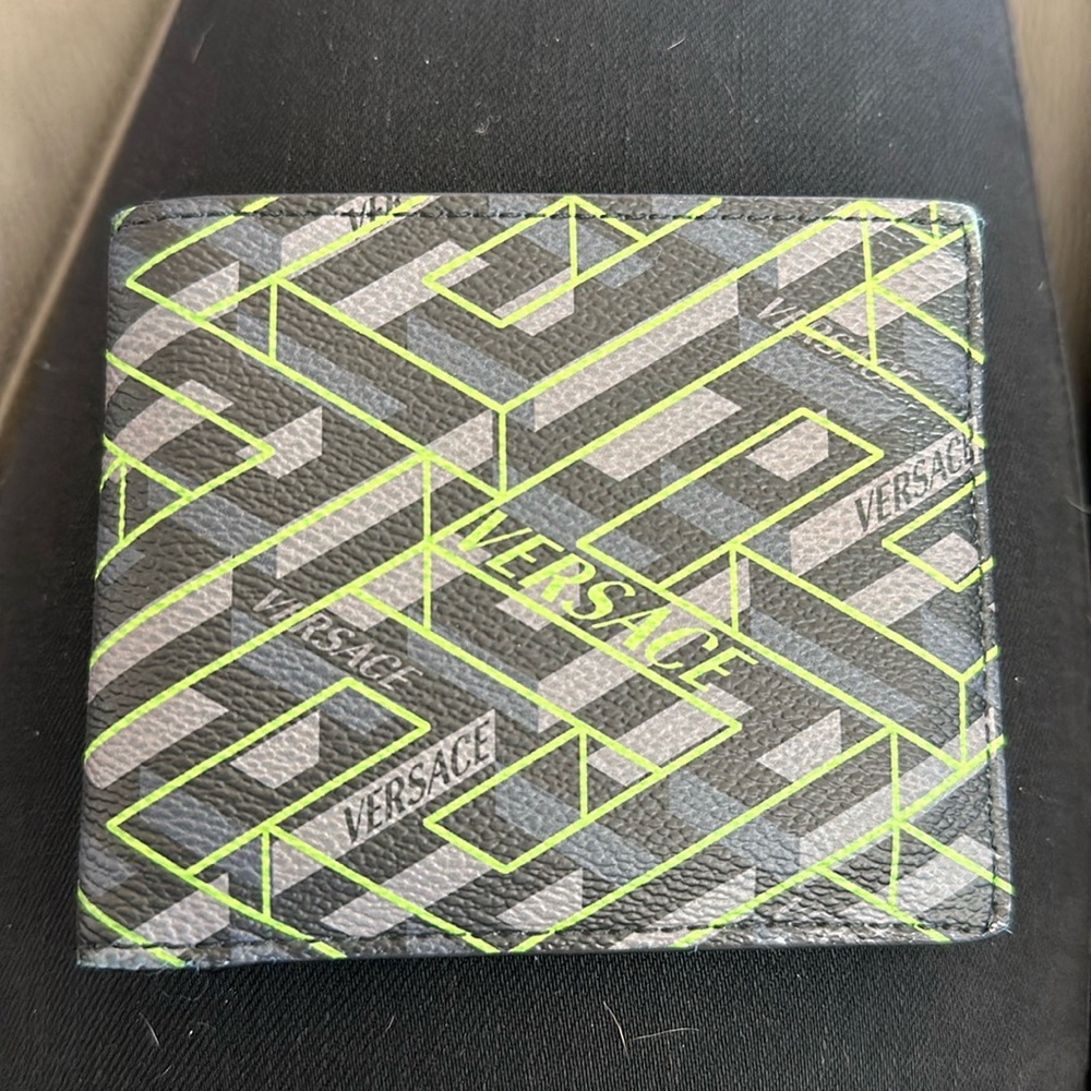 Used Versace men’s wallet